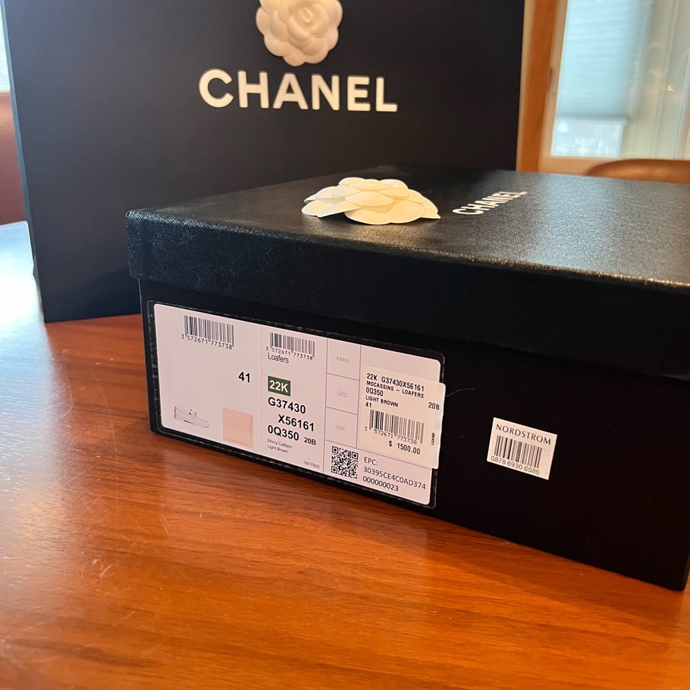 Chanel bonnie cream nude Clyde 20mm loafer flats (for size 9.5-10 feet size 41) - Picture 12 of 16